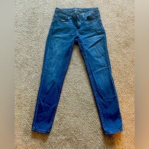 Like new Michael Kors skinny jeans size 6